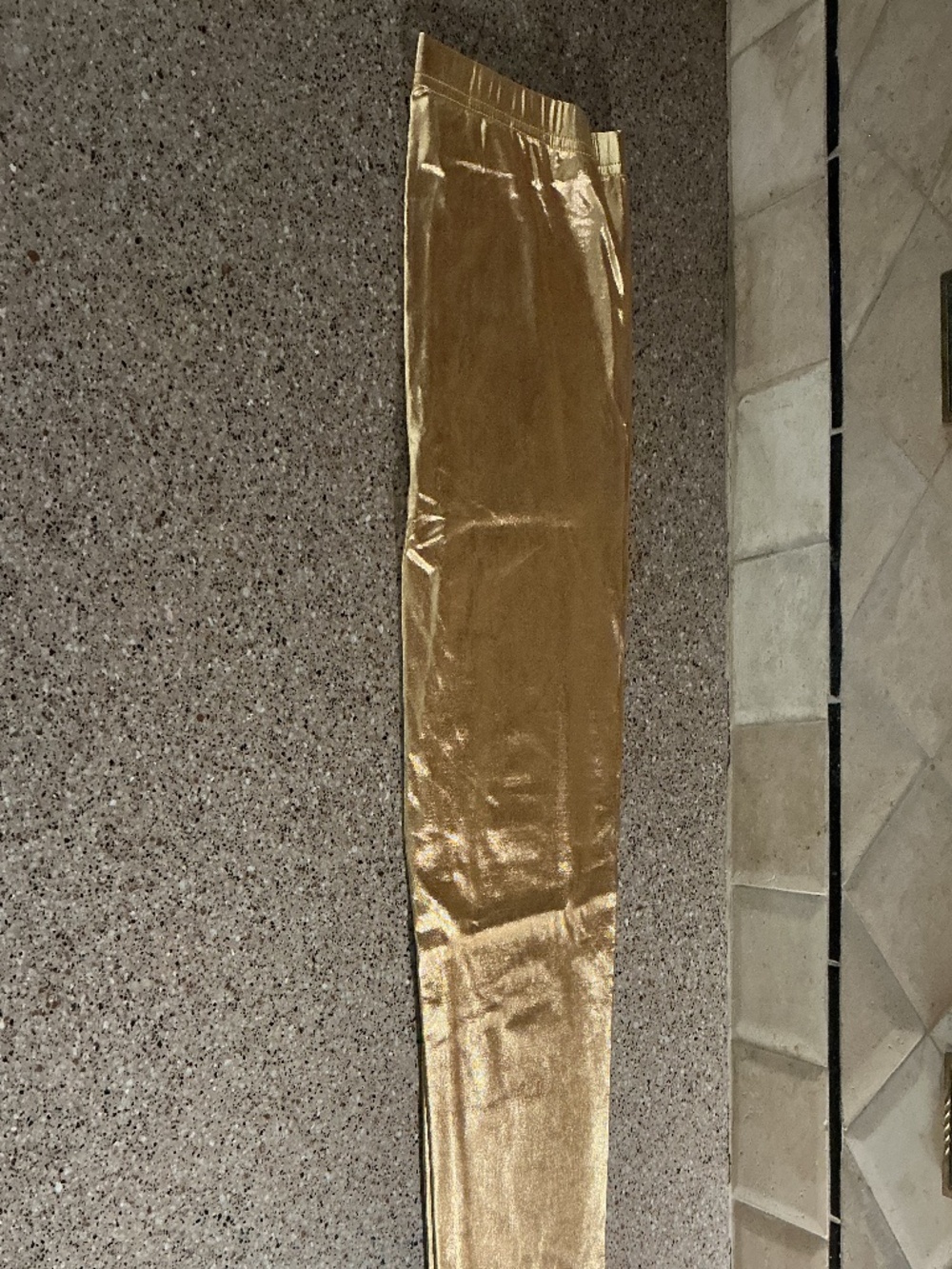 New gold metallic leggings size small